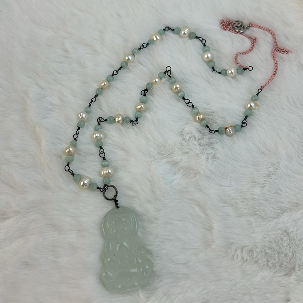 Freshwater Pearl Necklace with Jade Kwan Yin Kuan Yin Quan Yi Pendant